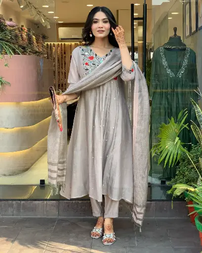 Chinon Kurta & Bhagalpuri Dupatta