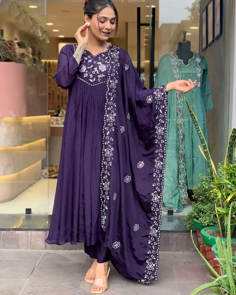 CHINON EMBROIDED KURTA SETS