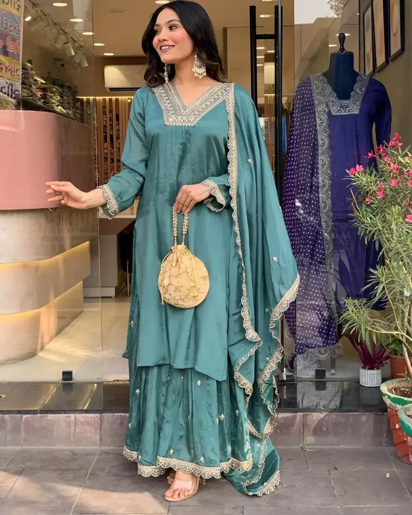 CHINON KURTA SETS