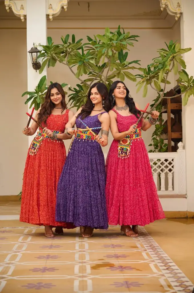 GEROGETTE BHADHNI GOWN        (gamthi work)