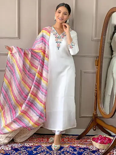 Chanderi Embroidered Kurta Pant Dupatta Set